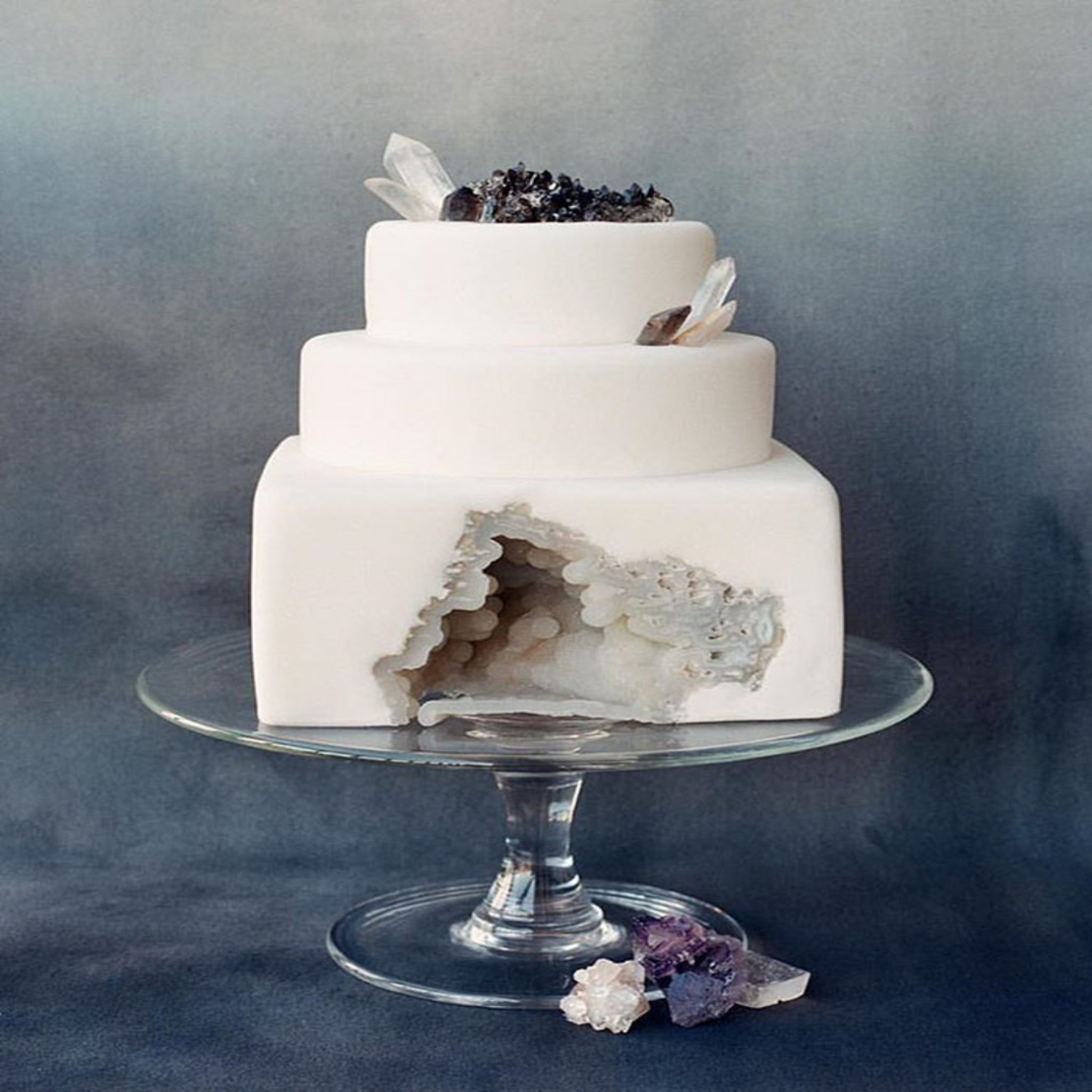 Минималистичный Свадебный Торт