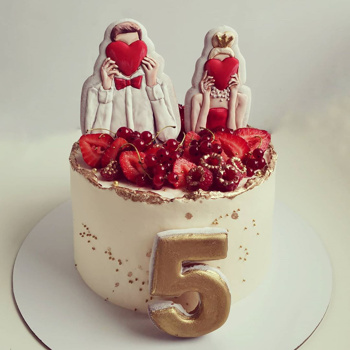 5 лет совместной жизни - деревянная годовщина свадьбы: фото-идеи торта 5